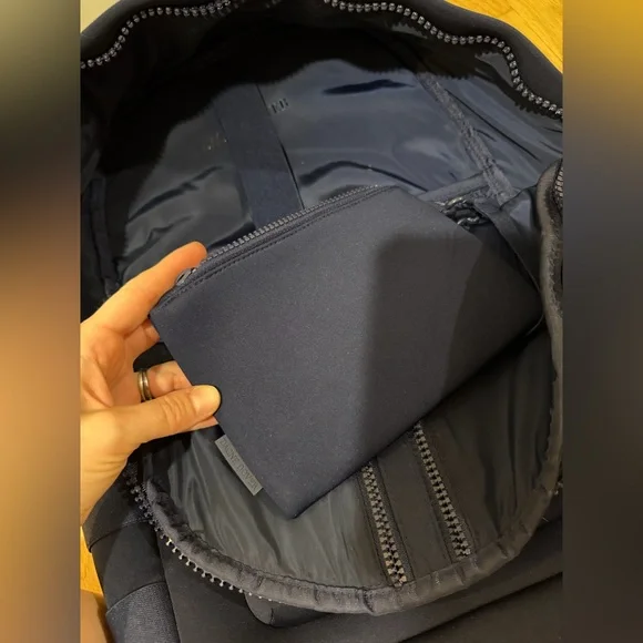 Dagne Dover Navy Backpack - Picture 15 of 16